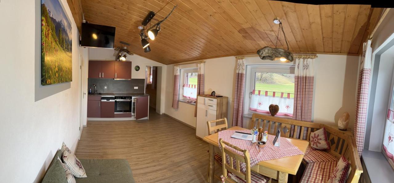 - Alpenstern Gasthof 3*